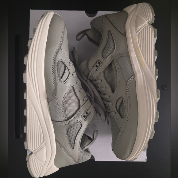 Mens Brandblack Sneaker US 10.5 NEW w/box Vibram Sole